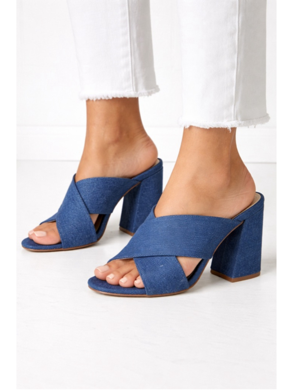 Schutz Denim Block Heel Mule Sandals Blue Criss Cross Size 9